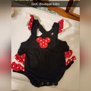 No brand 3-6 month black and red